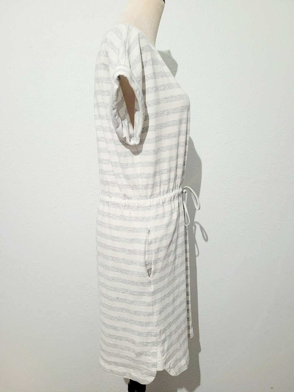 Tommy Bahama Striped Drawstring Dress Medium White Gray Cotton Blend Pockets - Picture 4 of 11